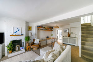 Reception room- click for photo gallery
